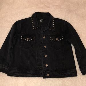 Women’s black jean jacket